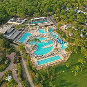Mediterraneo Village Vakantiepark